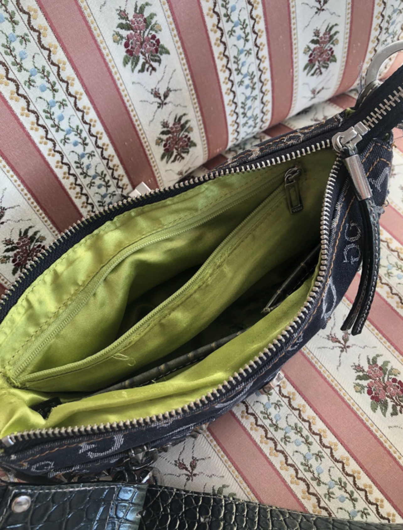 Guess Monogram Shoulder Bag - Y2K Denim & Croc Effect Style - Image 3