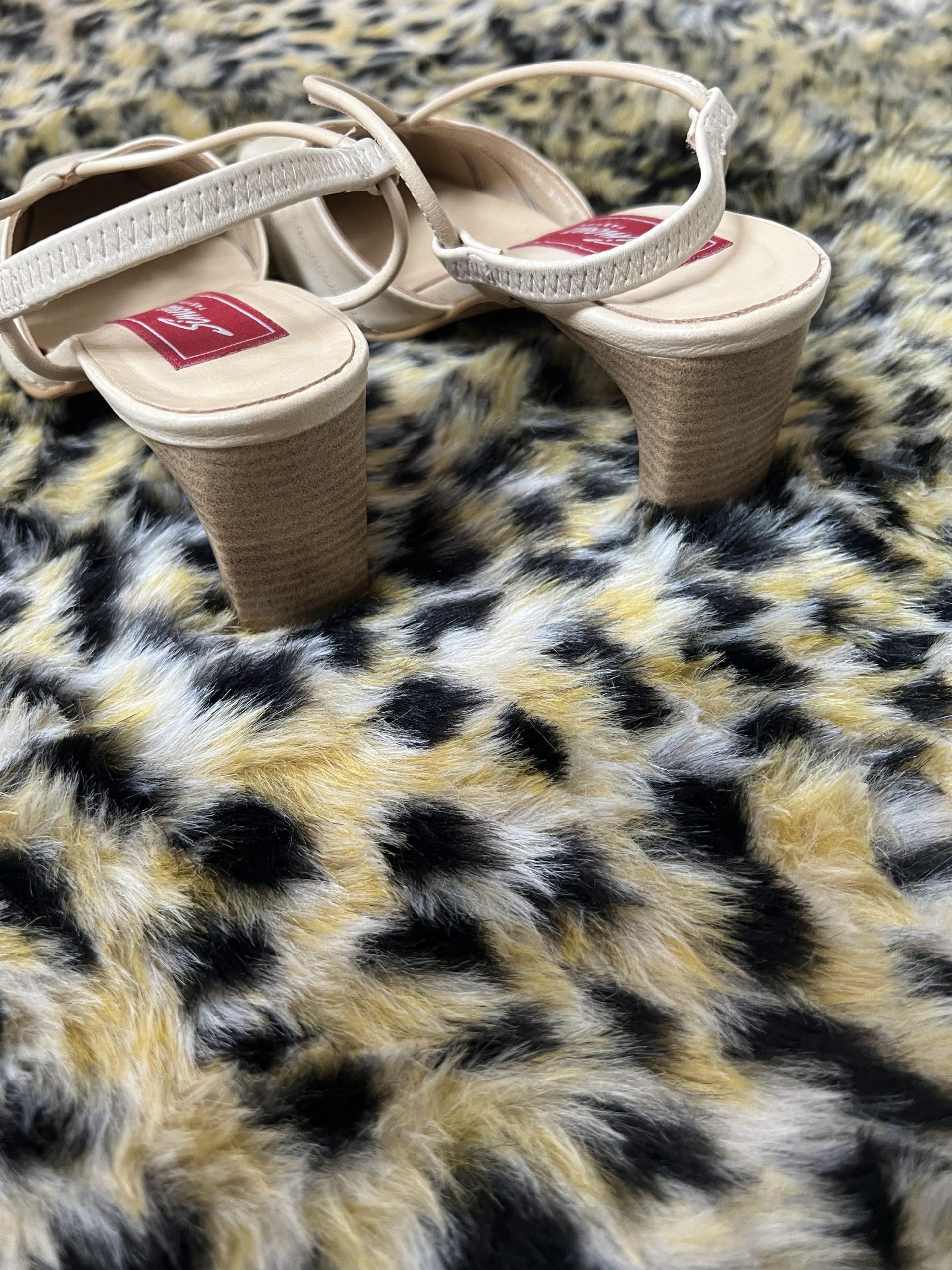 Brand New Cream Pointed-Toe Slingback Kitten Heels – Size 37 - Image 4