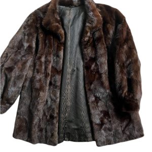 Elegant Full-Length Genuine Mink Fur Coat – Rich Dark Brown