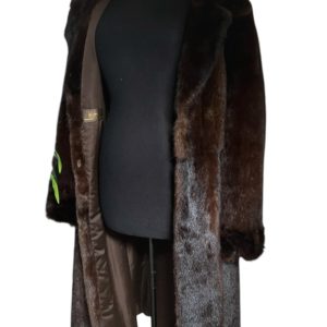Luxurious Vintage Full-Length Mink Fur Coat – Deep Mahogany Brown